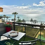 The View-centre- Clim -parking-vue Mer-plage Апартаменты *