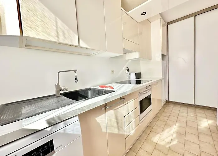 Appartement The View-centre- Clim -parking-vue Mer-plage Menton